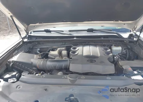 2013 Toyota 4Runner Limited from USA, damaged, VIN JTEBU5JR8D5118728